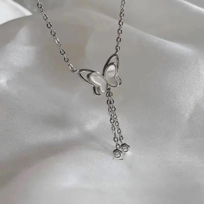 گردنبند استیل زنانه طرح پروانه آویزدار